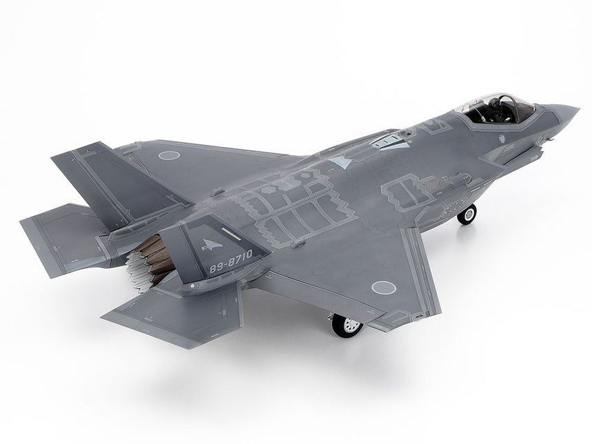 Tamiya 1/48 Lockheed Martin F-35 A Lightning II Model Airplane Kit