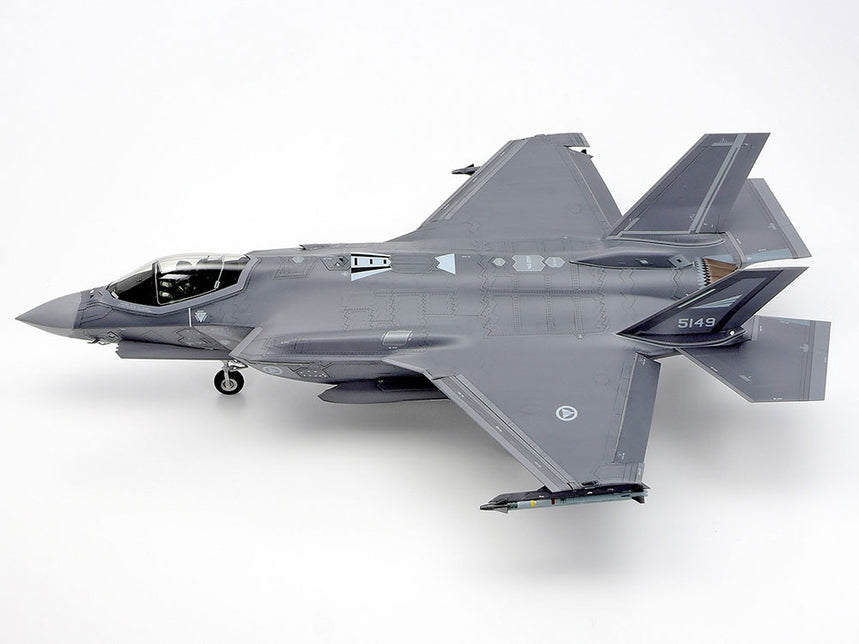 Tamiya 1/48 Lockheed Martin F-35 A Lightning II Model Airplane Kit