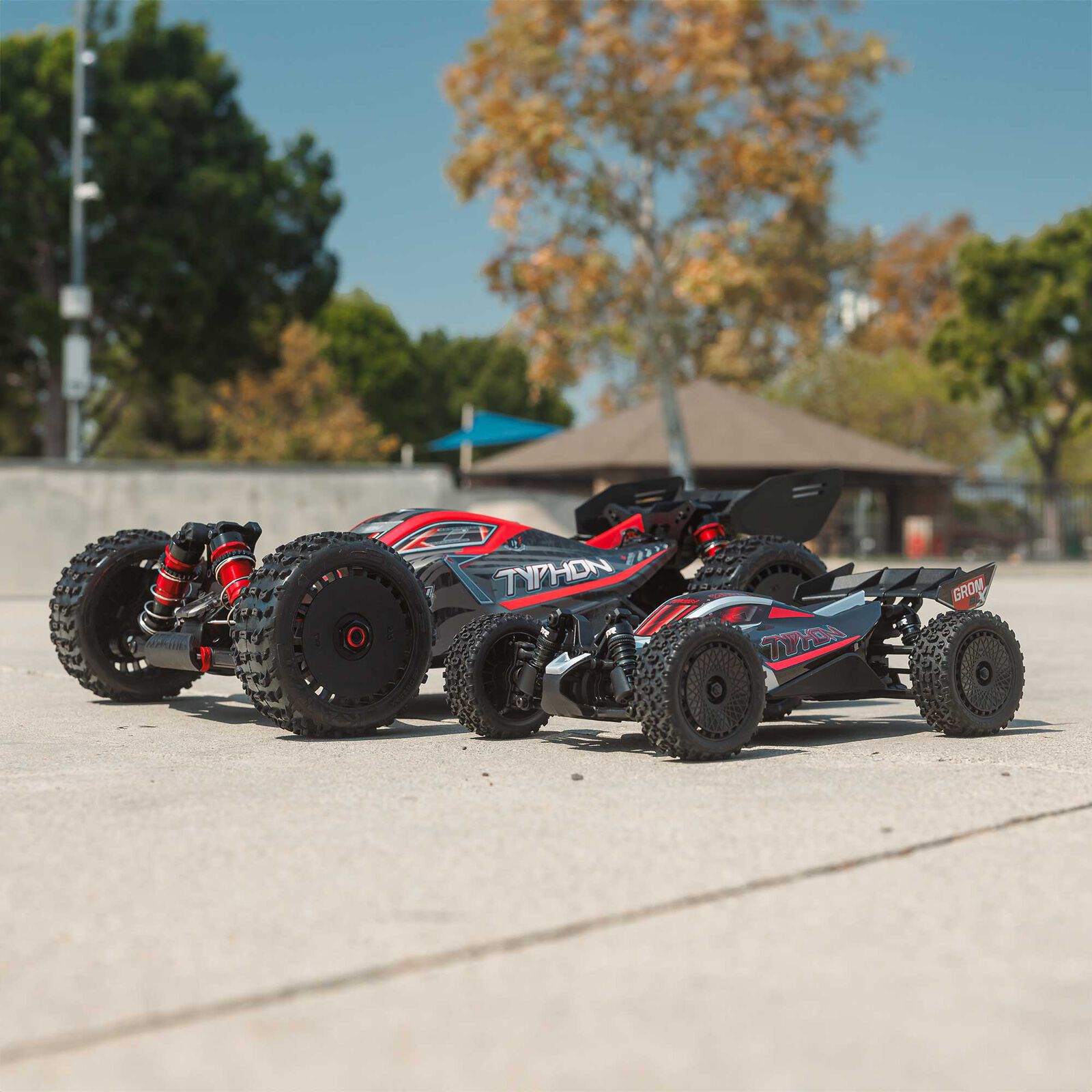 Arrma Typhon GROM 223S BLX Brushless 4x4 Small Scale Buggy RTR