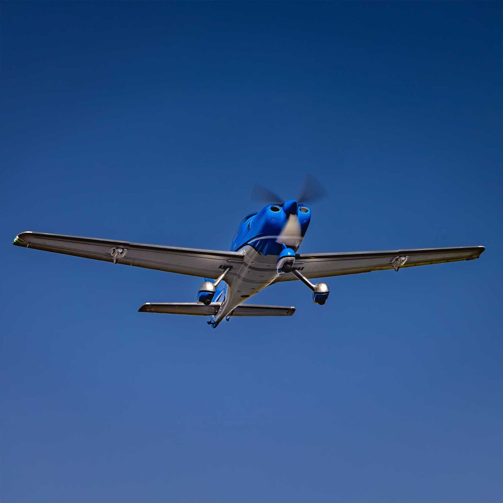 UMX Cirrus SR22T BNF Basic with AS3X and SAFE Select